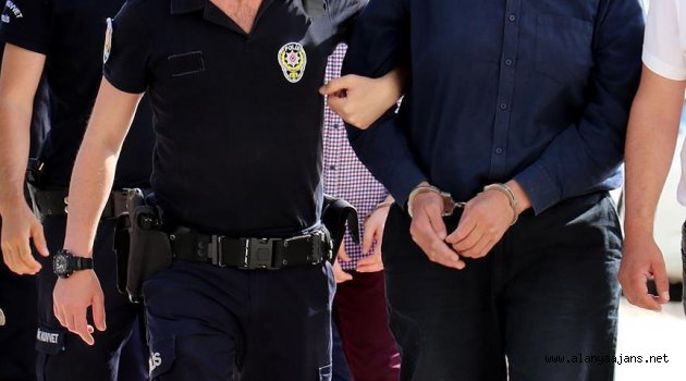 Dolandırıcılık Çetesi Yakayı Ele Verdi