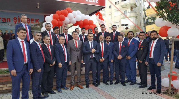 Duran Şimşek'ten Görkemli Açılış