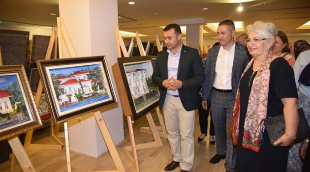 El sanatları sergisi açıldı