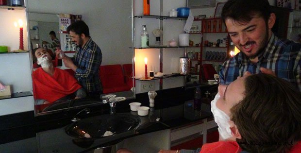ELEKTRİK HAYATI FELÇ ETTİ
