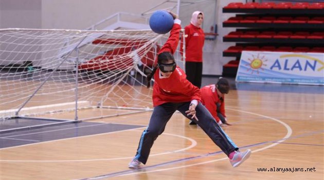ENGEL TANIMAYAN SPORCULAR ALANYA’DA