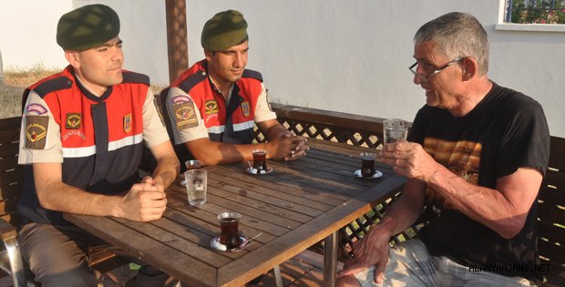 ENGELLİ TURİSTi JANDARMA BULDU