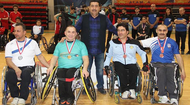 Engelliler Badminton Şampiyonası Sona Erdi