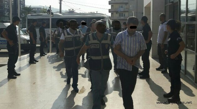 FETÖ şüphelisi 29 kişi adliyeye sevk edildi