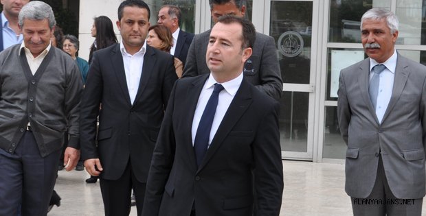 GAZİPAŞA' DA BERAAT SEVİNCİ