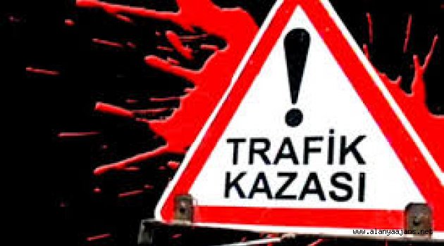Gazipaşa'da Otomobiller Çarpıştı: 8 Yaralı