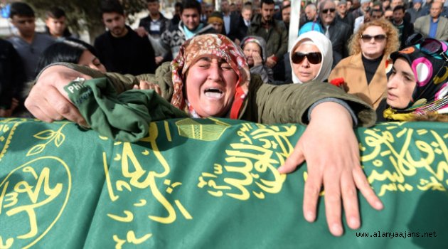 Gülsüm Ananın Yüreği Yandı