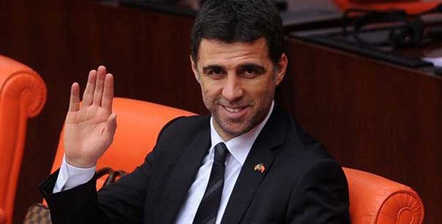 HAKAN ŞÜKÜR AK PARTİ'DEN İSTİFA ETTİ!
