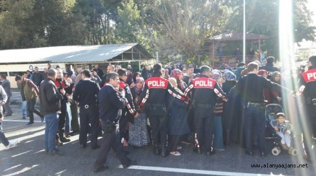 Halk Can Güvenliği İçin Sokağa Çıktı
