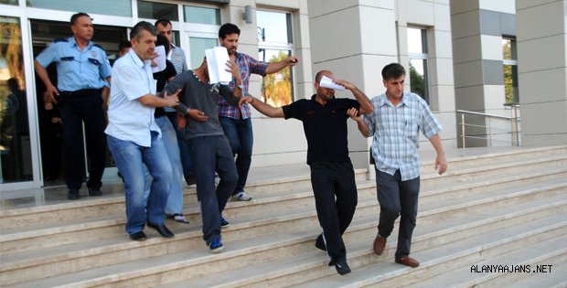 HIRSIZ ADLİYEDEN FİRAR ETTİ