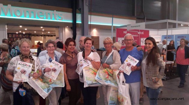 Hollanda'da +50 yaş fuarı
