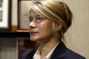 İki parti Emine Ülker Tarhan'a katıldı