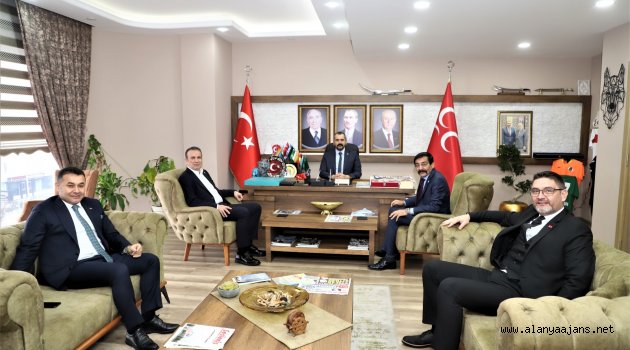 İl teşkilatını ziyaret ettiler