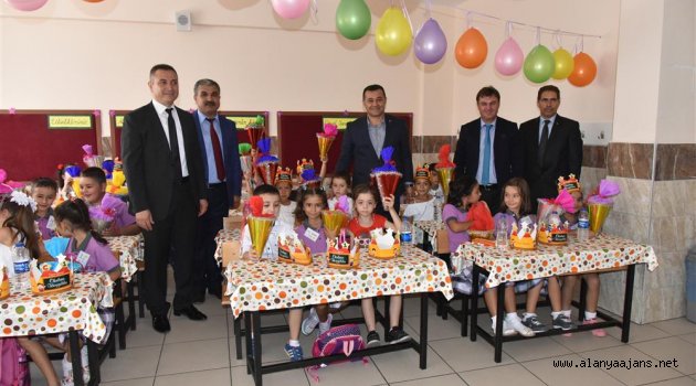 İlk Ders "15 Temmuz Darbe Girişimi" oldu