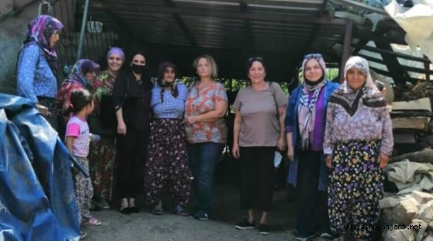 İYİ Parti ekipleri yangın bölgelerinde