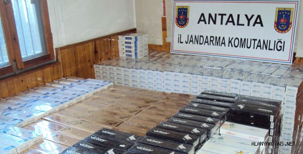 JANDARMA GÜMRÜK KAÇAĞI SİGARA ELE GEÇİRDİ