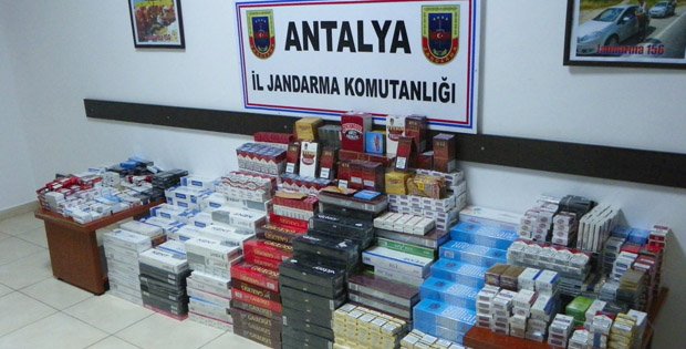 JANDARMA KAÇAK SİGARA BASKINI YAPTI!