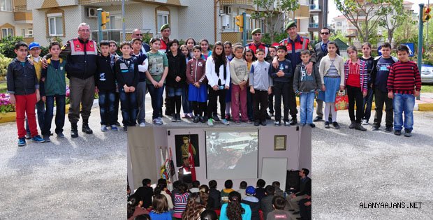 JANDARMA ÖĞRENCİLERİ EĞİTİYOR