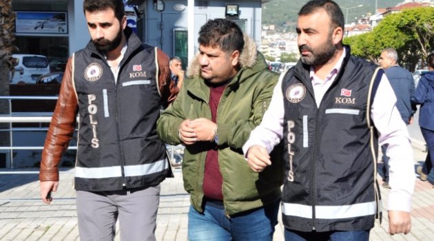 Kaş'ta Aranan Göçmen Kaçakçısı Alanya'da Yakalandı
