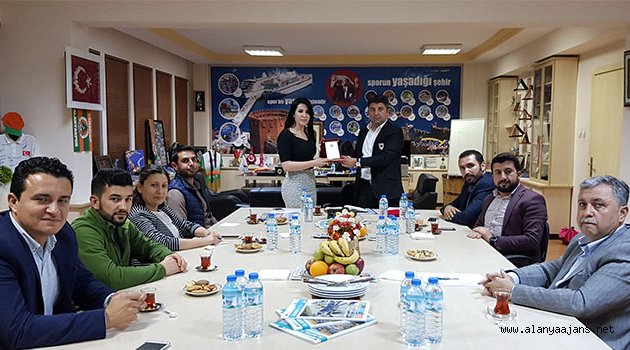 Kayak Kulübü Uğur'u Ziyaret Etti