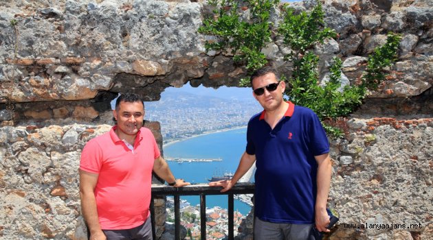 Kaymakam Ürkmezer Alanya Kalesi'ni inceledi