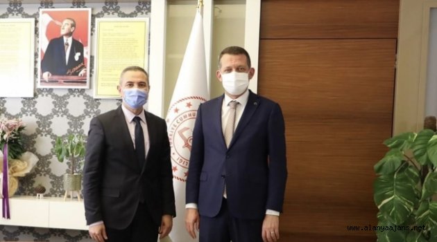 Kaymakam Ürkmezer’den Müdür Er’e ziyaret