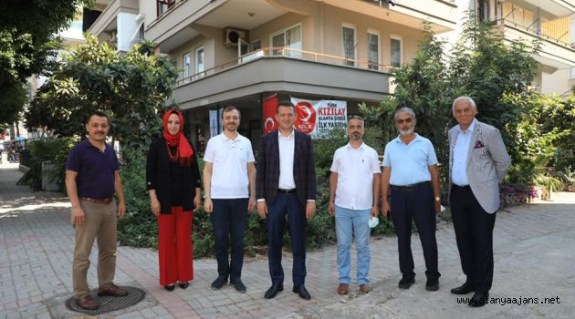 Kaymakam Ürkmezer Kızılay Alanya Şubesi'ni ziyaret etti