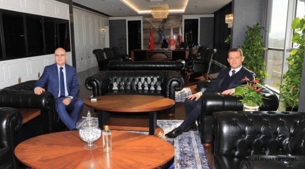 Kaymakam Ürkmezer'den Başsavcı Tekin'e hayırlı olsun ziyareti