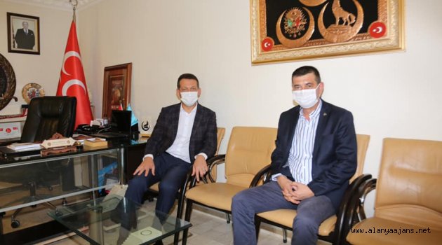 Kaymakam Ürkmezer'den MHP ve CHP'ye ziyaret