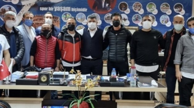 Kestelspor’da tatlı veda