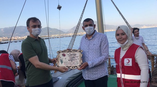 KIZILAYDAN BABALAR GÜNÜ ANLAMLI ETKİNLİK