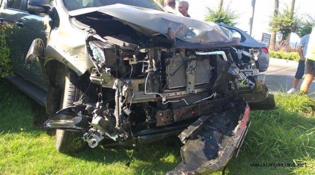 Mahmutlar'da feci kaza: 1 ağır yaralı
