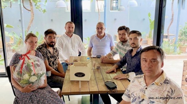MHP’den safari kazazedelerine geçmiş olsun ziyareti
