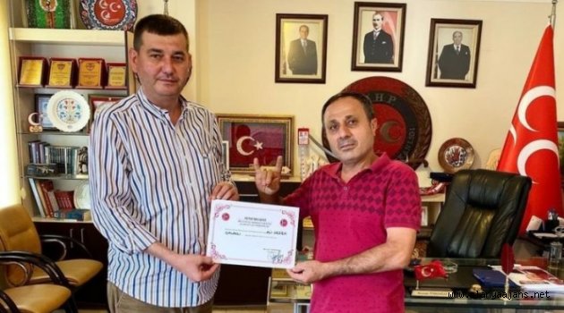 MHP’li Sezen yeniden başkan