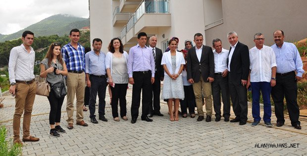 MİLLETVEKİLİ ENÇ ALANYA'DA