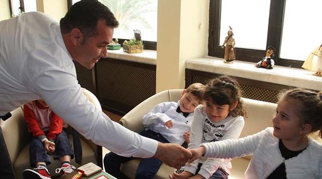 Minikler Başkan Yücel’i Ziyaret Etti