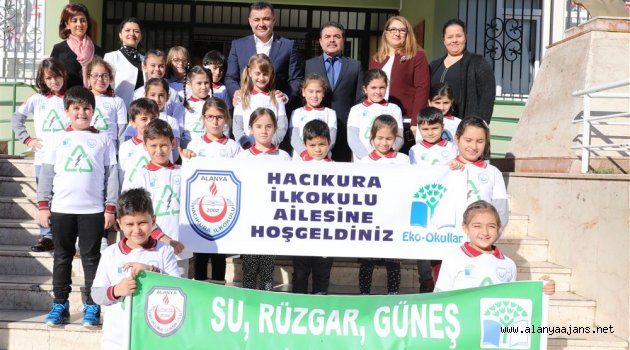 Minikler sordu Yücel cevapladı