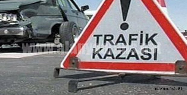MOTOSİKLET KAZASINDA İKİ KİŞİ YARALANDI