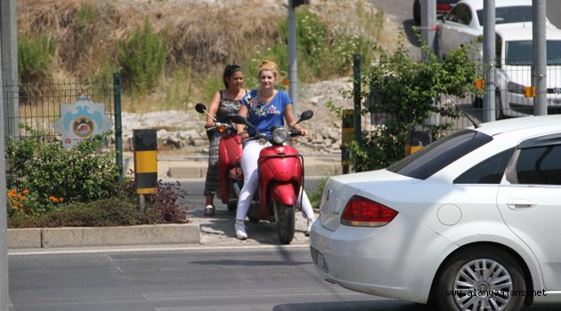 Motosikletliler canını hiçe sayıyor