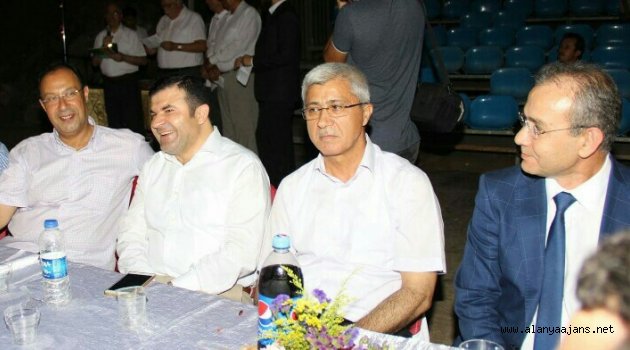 Müftülük dostluk iftarı verdi