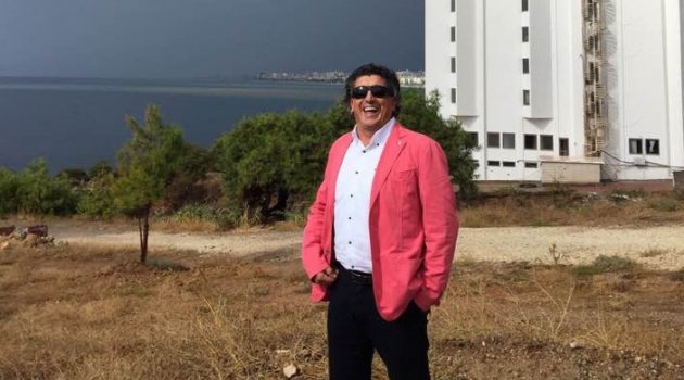 Muhtar Top’un odalardan alıp vermediği ne?