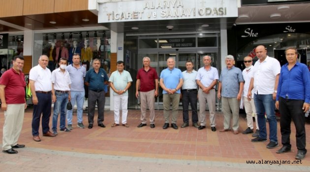 Muhtarlardan Başkan Şahin'e teşekkür