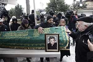 Müzeyyen Senar son yolculuğuna uğurlandı