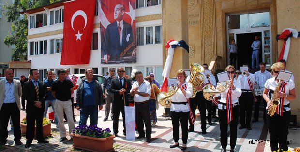 NORVEÇ BAYRAMI COŞKUYLA KUTLANDI