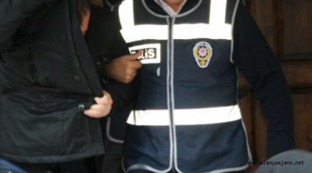 O kadın cezaevinde