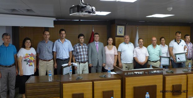 ÖĞRENCİ DOSTU TESİSLER BELGELENDİRİLDİ