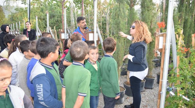 Öğrenciler Botanik Bahçesini İnceledi