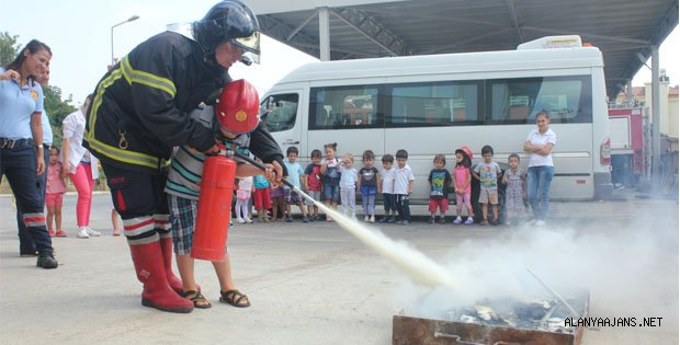 ÖĞRENCİLER TATBİKATA KATILDI