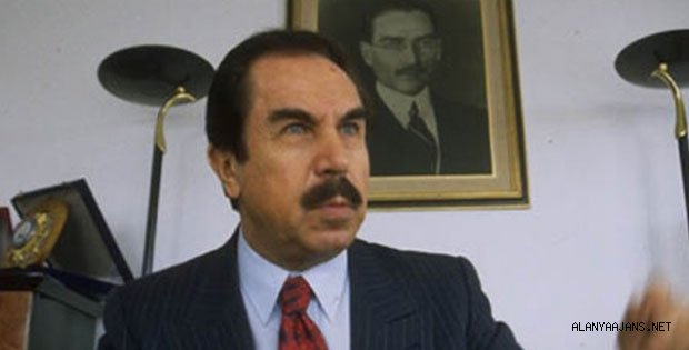 ÖLÜM LİSTESİNDEKİ VALİ NTİHAR ETTİ
