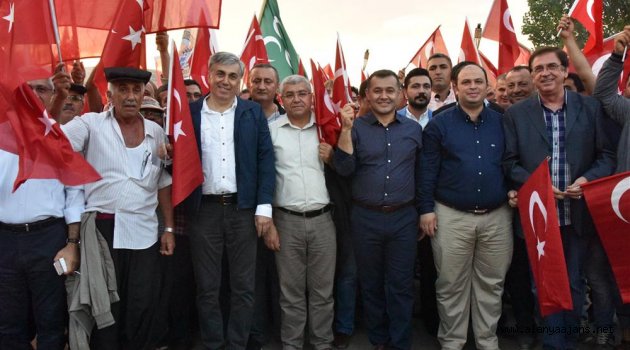 Önce 'Demokrasi yürüyüşü' sonra Sibel Can konseri